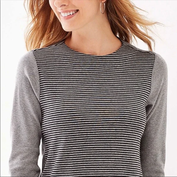 🎉HP🎉J. JILL Perfect Puma Top - Picture 2 of 8